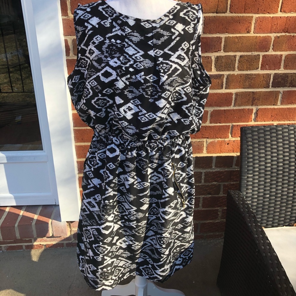 Speed Control New York Size 1X Dress